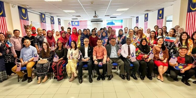 Bersama mengangkat martabat PPIB, menghindar fikiran penjajah