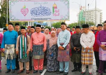 Maulidur Rasul 1445H: Lebih seribu umat Islam Labuan sertai perarakan