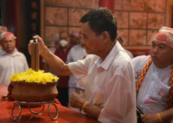 Sembilan Maharaja Dewa disambut lebih 2,000 penganut Taoist (Buddha)