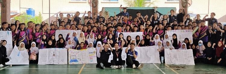 FKI UMS Perkasa STEM Sekolah Rendah Melalui Projek IoT
