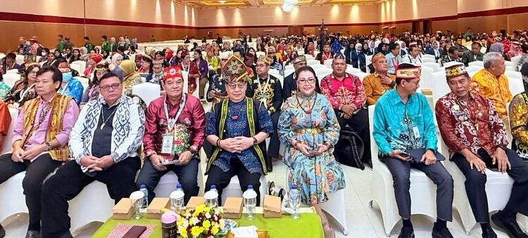 Dayak Borneo gagas peradaban Kalimantan – Sabah – Sarawak