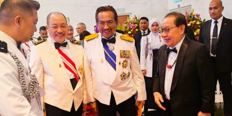 Presiden, Setiausaha Agung STAR hadir Jamuan Harijadi TYT Ke-75